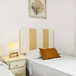 Apartman Gorgeous 3 Bedroom With Sea Views, Pool *