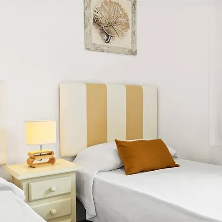 Apartament Gorgeous 3 Bedroom With Sea Views, Pool *