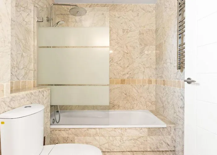 Appartement Gorgeous 3 Bedroom With Sea Views, Pool Marbella