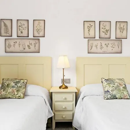 Appartamento Gorgeous 3 Bedroom With Sea Views, Pool *