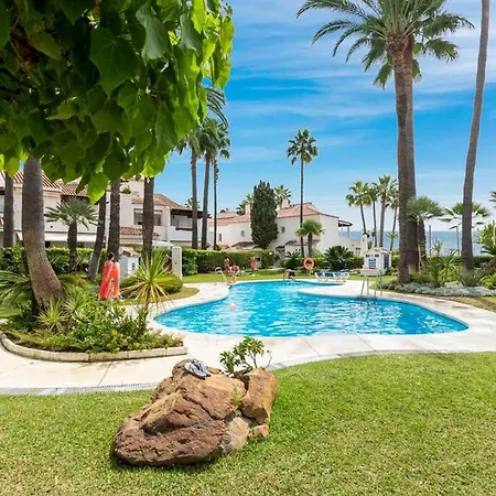 Gorgeous 3 Bedroom With Sea Views, Pool